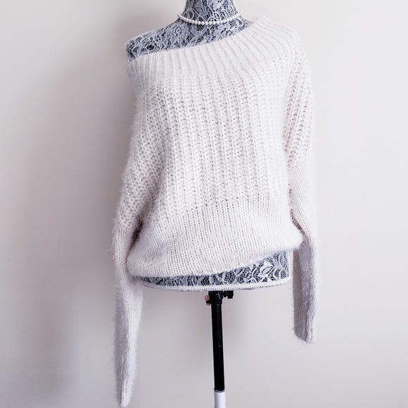 IJOAH Sweaters - 🔖3x30 |  IJOAH Off Shoulder Mohair Blend Sweater